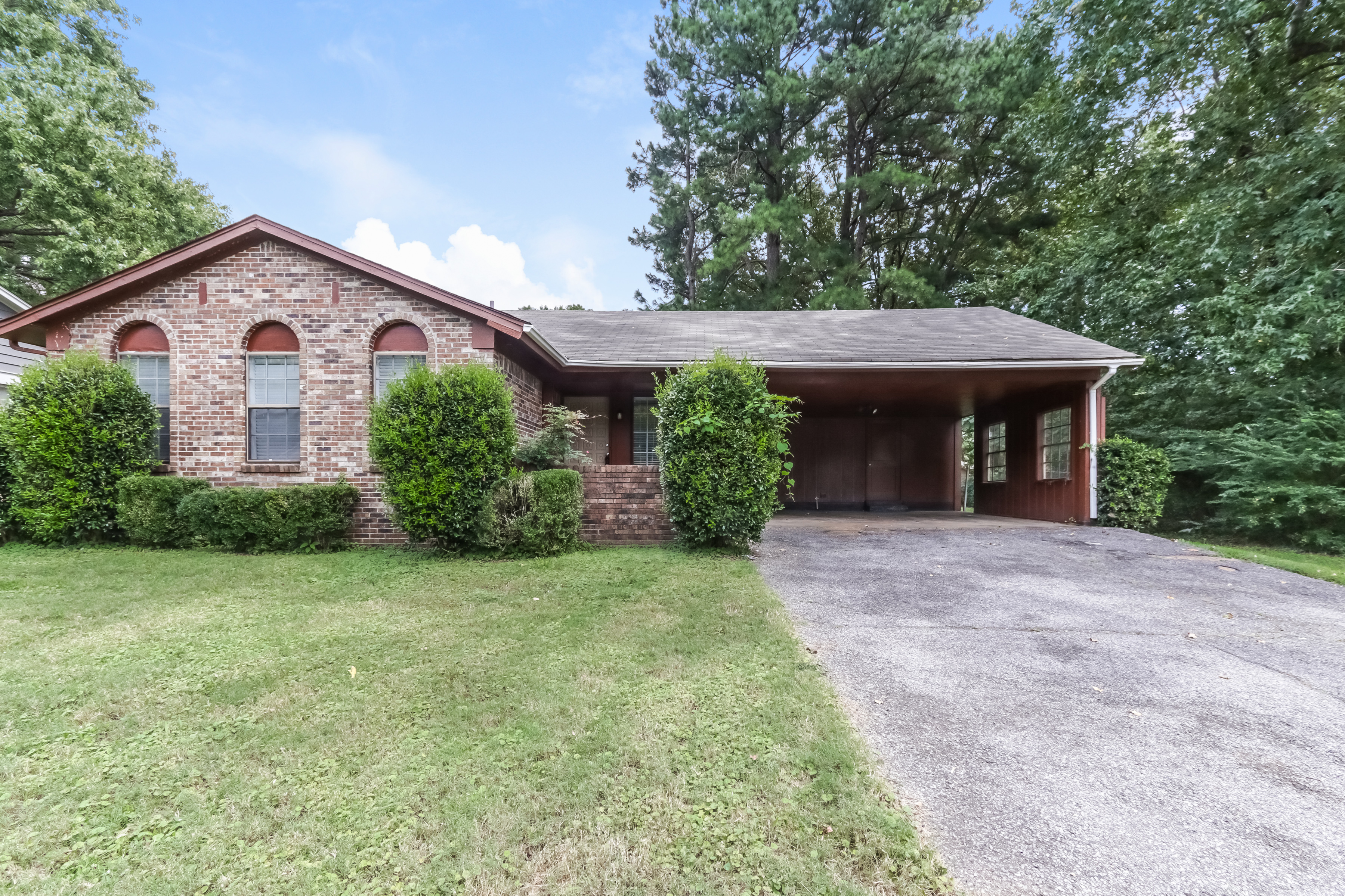 4018 Sandburg St Memphis, TN 38128